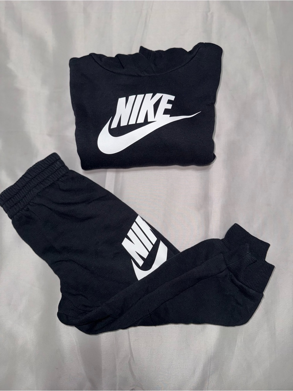 GUC | Toddler Nike matching set | 4T